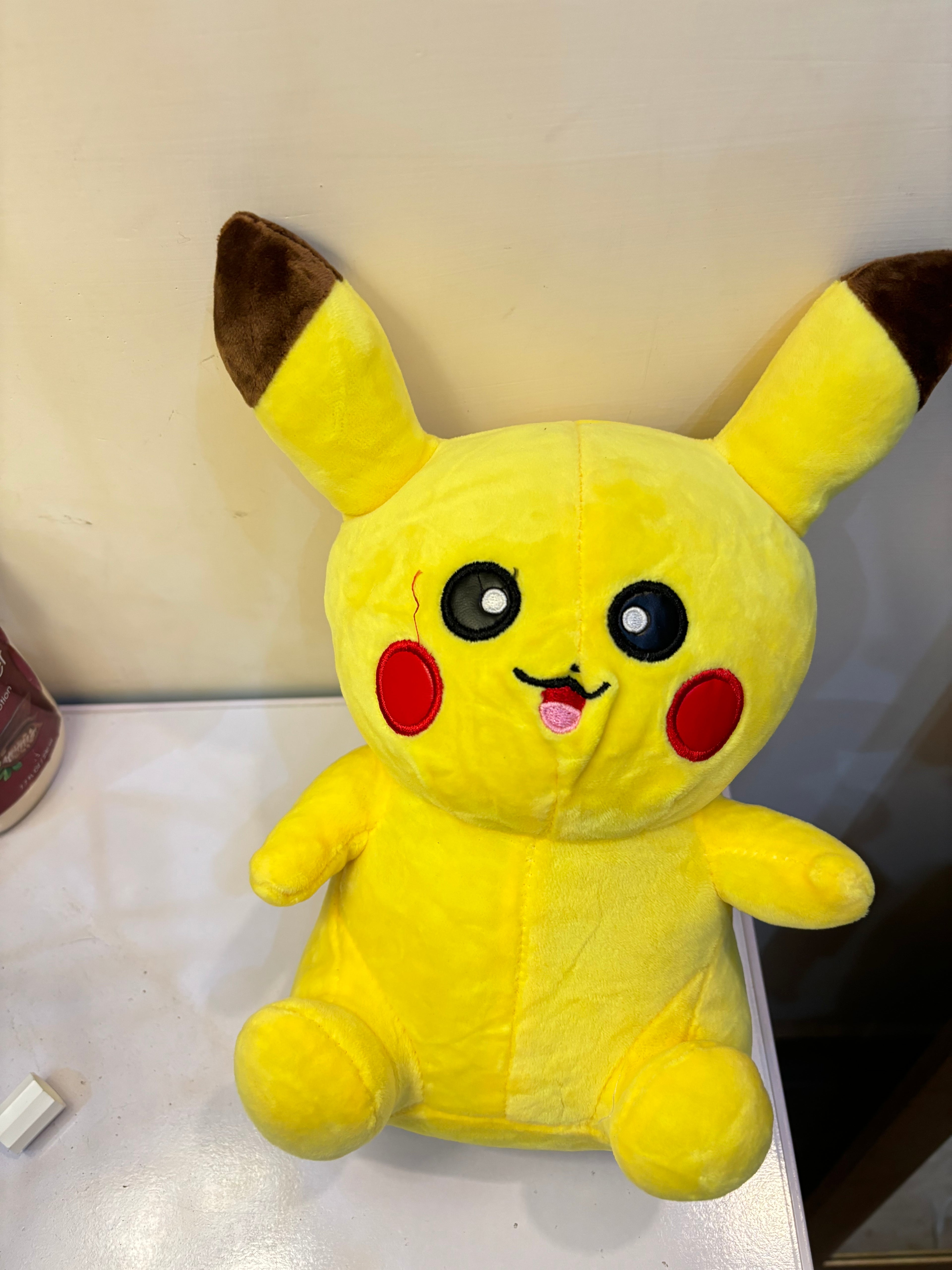 Pokemon pikachu plushie